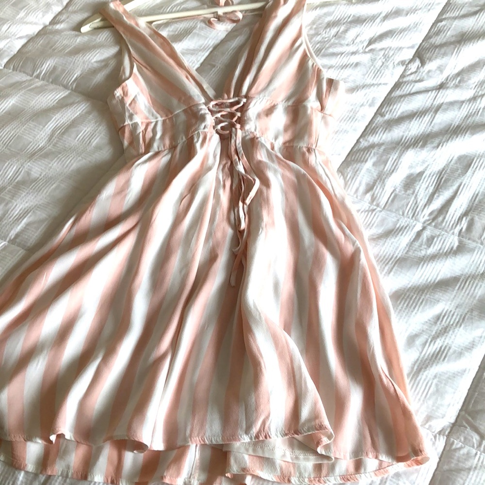 Super Cute💗 Vintage White & Pink Dress 💗